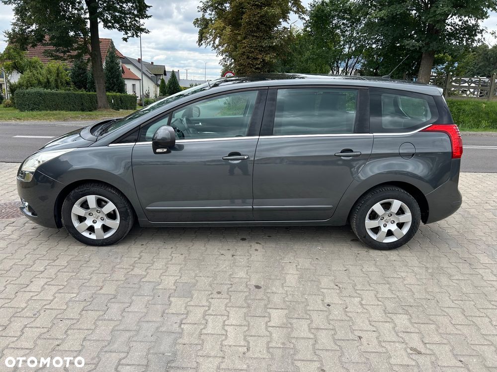 Peugeot 5008 - 37