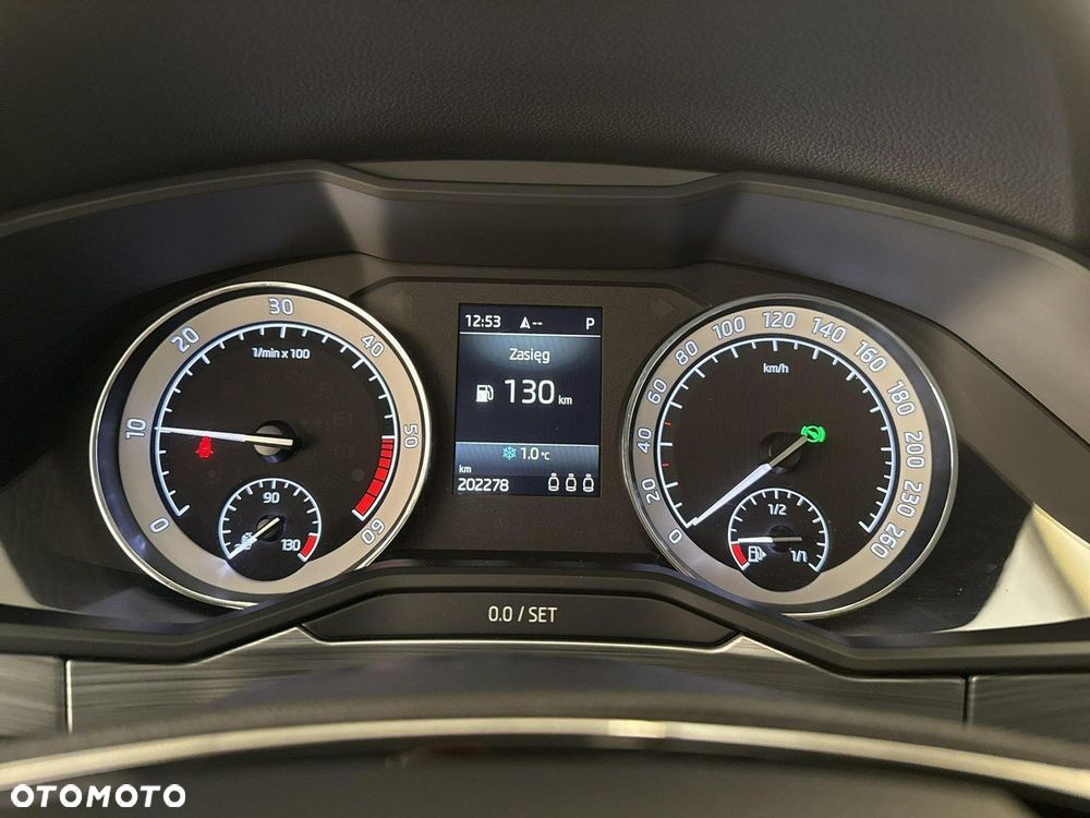Skoda Superb - 16