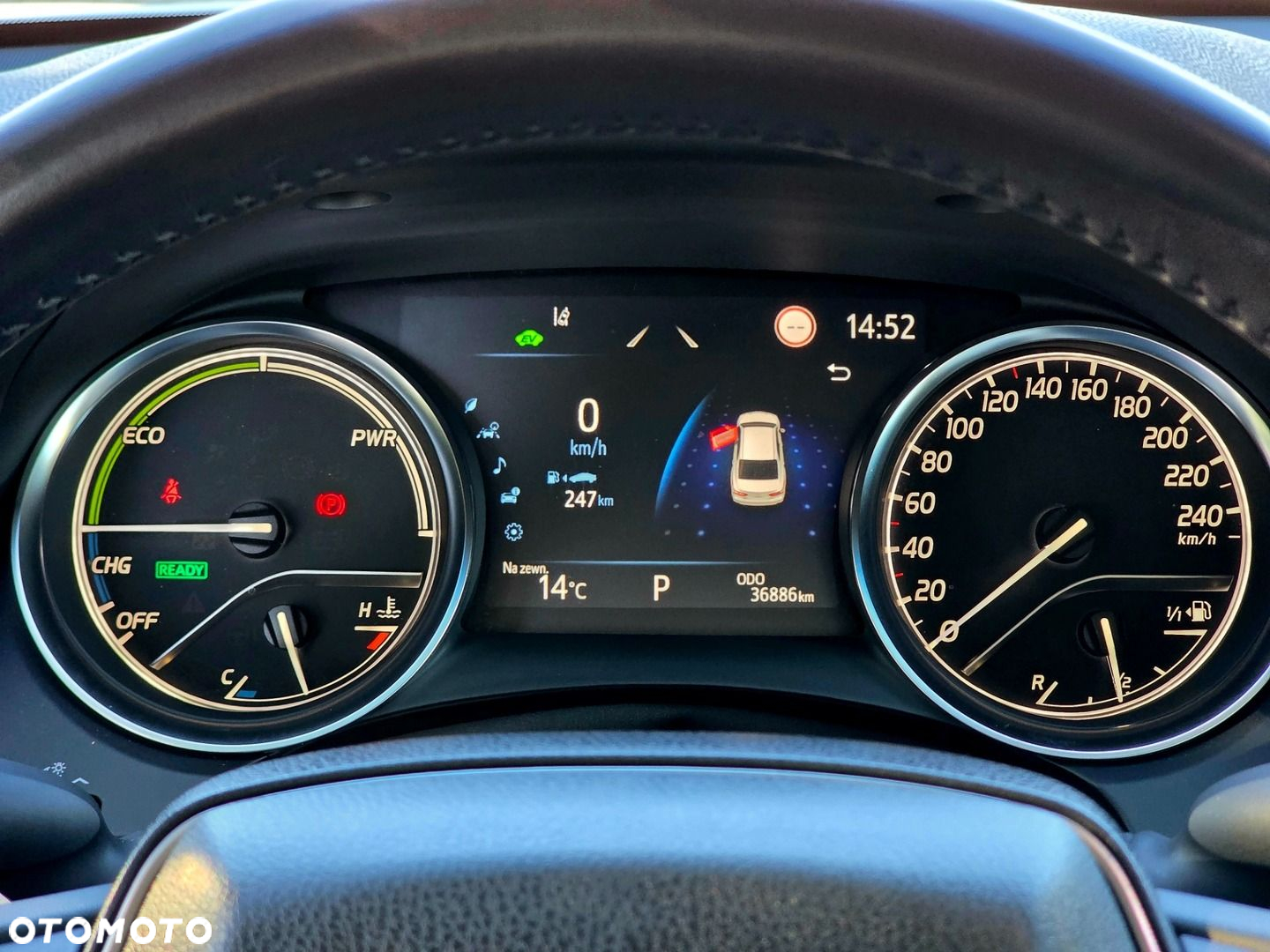 Toyota Camry 2.5 Hybrid Comfort CVT - 18