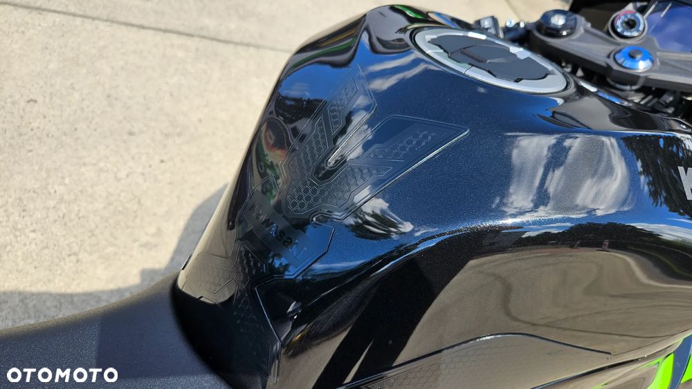 Kawasaki Ninja - 13