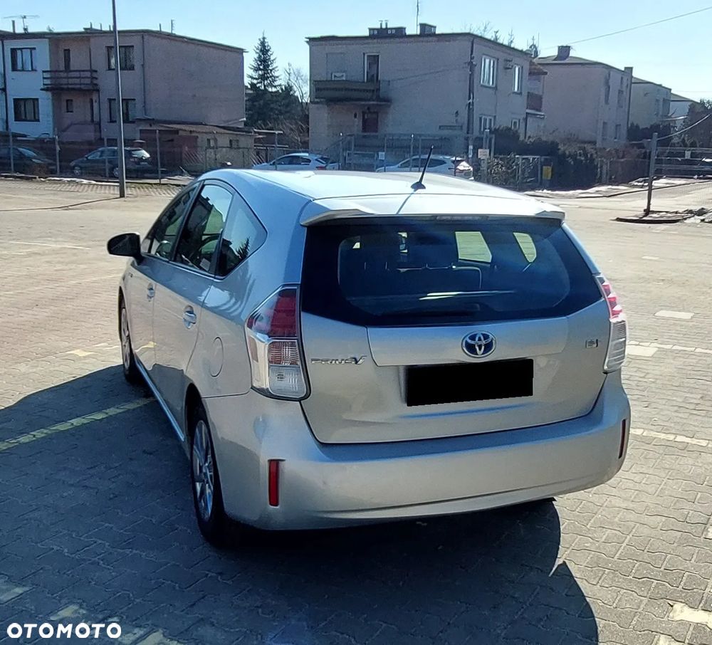 Toyota Prius+ (Hybrid) Comfort - 13