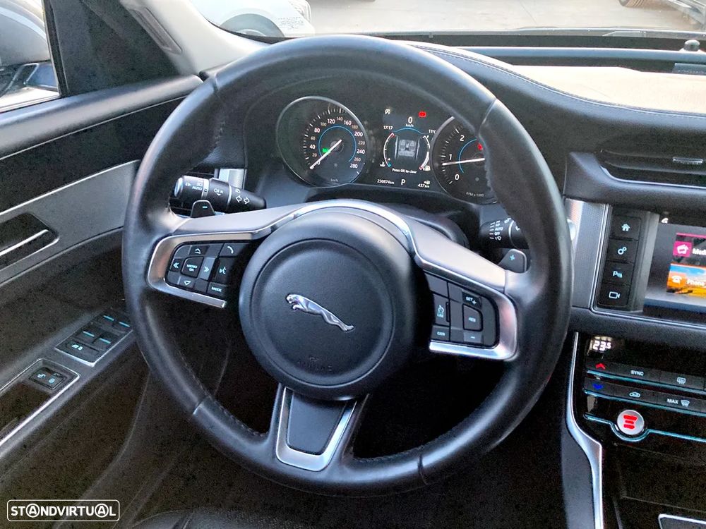 Jaguar XF Sportbrake 2.0 D Pure Aut. - 13