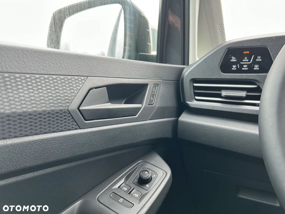 Volkswagen Caddy Maxi 1.5 TSI Life DSG - 30