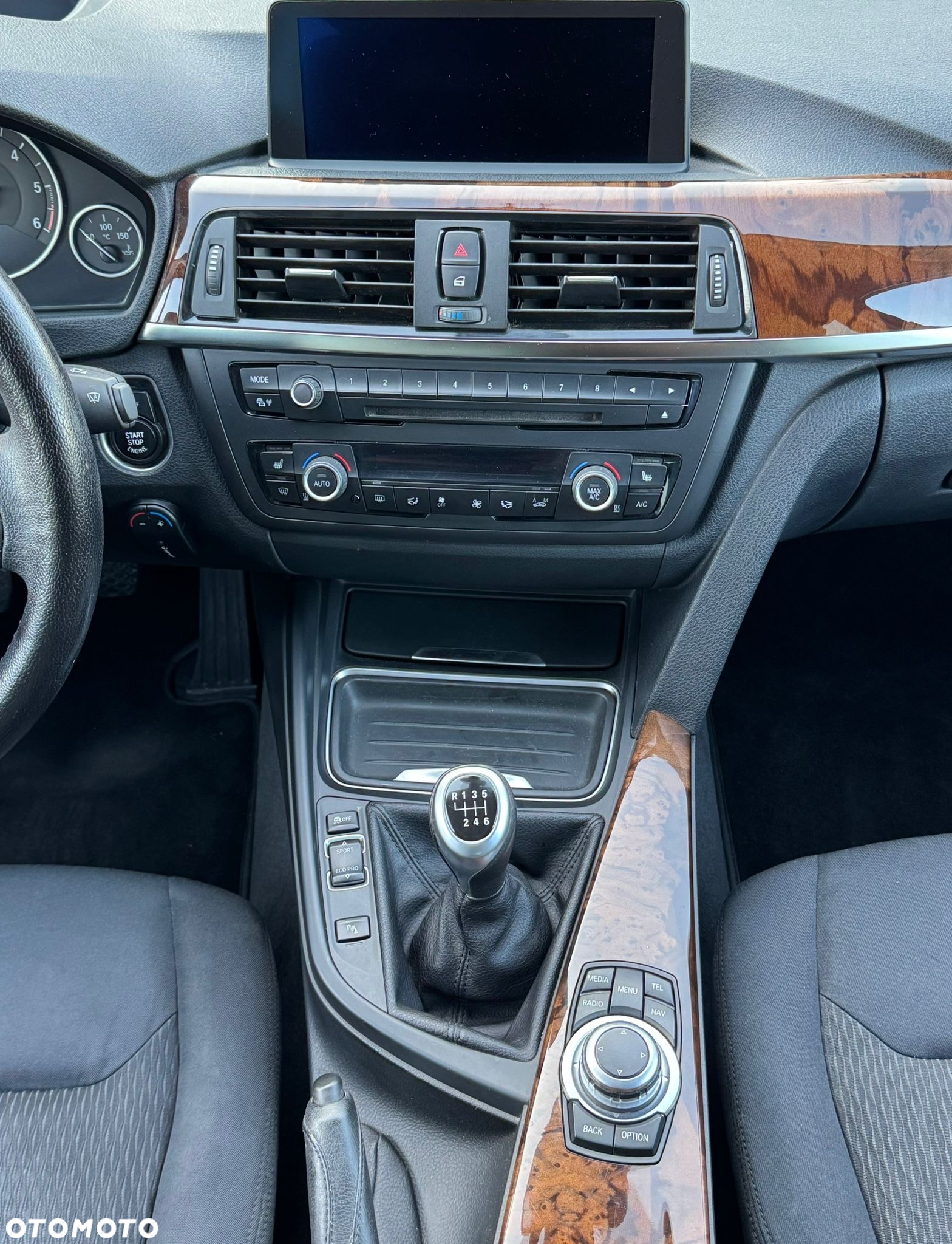 BMW Seria 3 320d - 22
