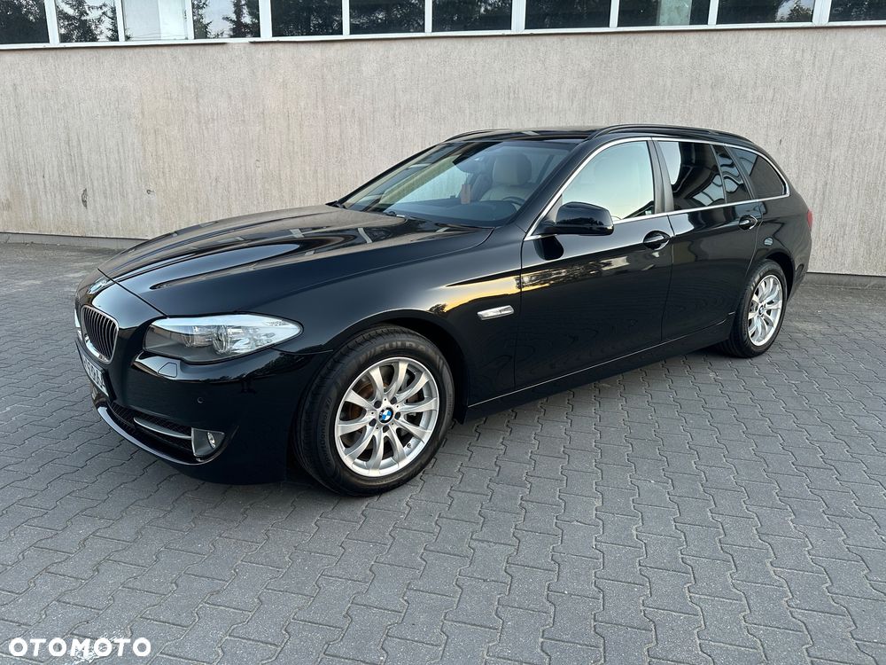 BMW Seria 5 525d Sport-Aut Modern Line - 3