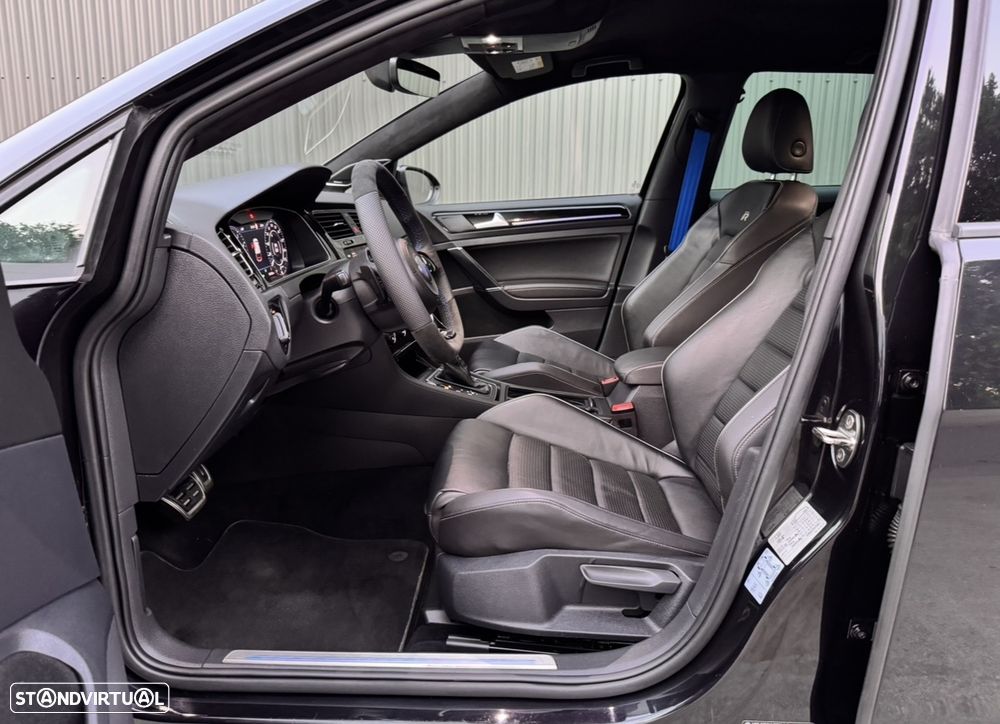 VW Golf R 4Motion (BlueMotion ) DSG - 31