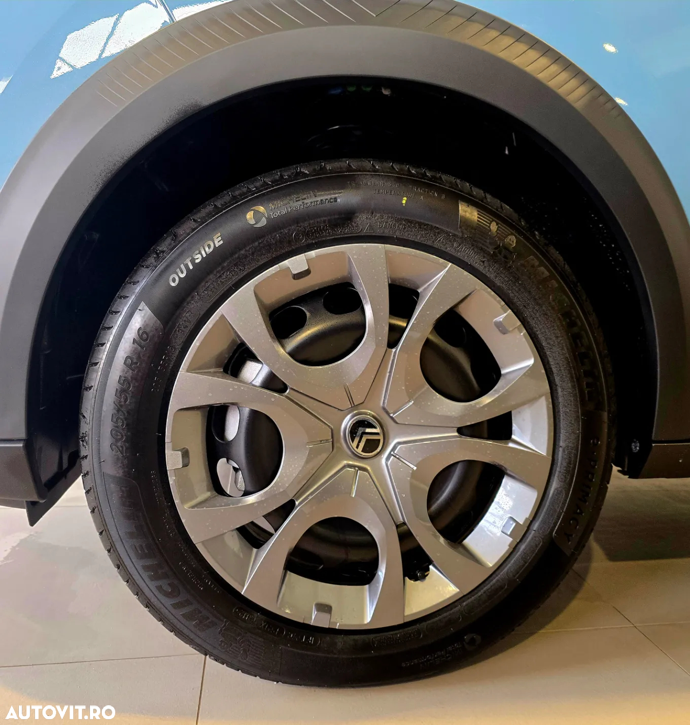 Citroën C3 1.2 PureTech 100 S&S BVM6 YOU! - 18