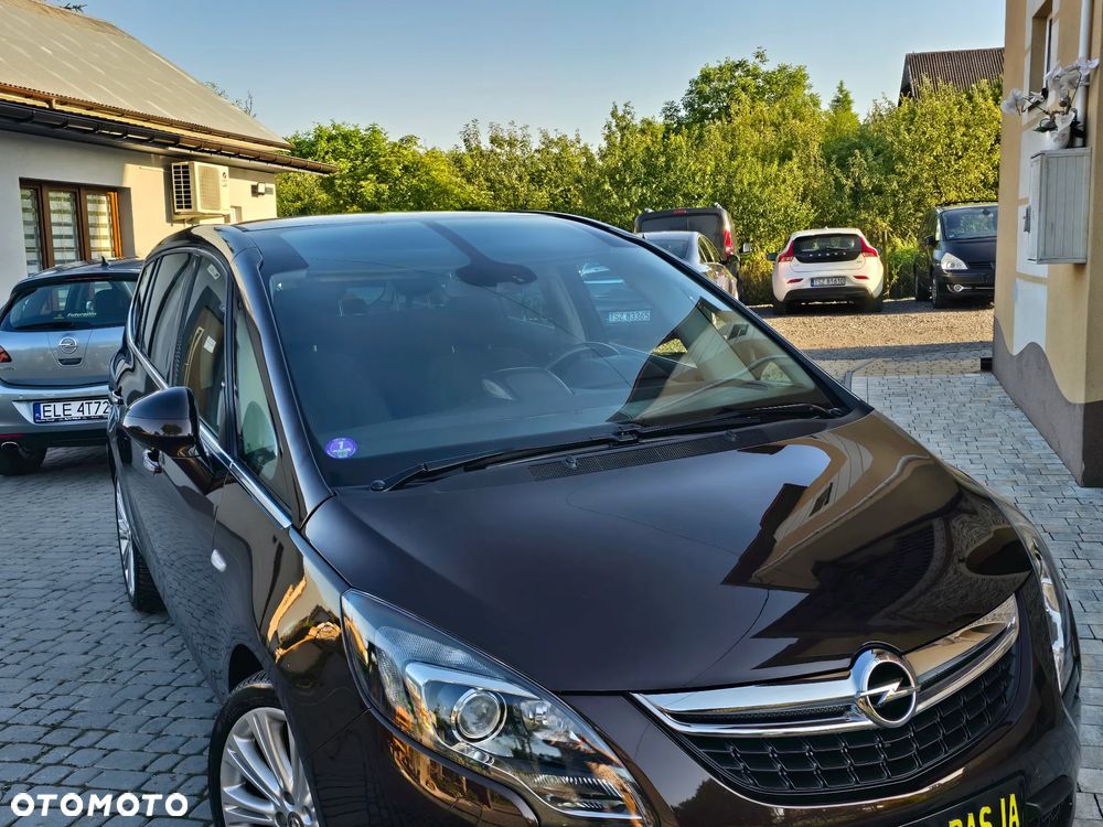 Opel Zafira 1.4 T Cosmo - 9
