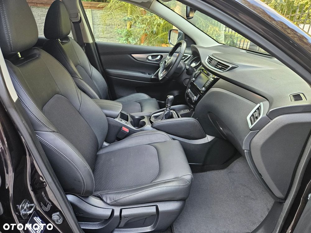 Nissan Qashqai 1.6 DIG-T Tekna - 22