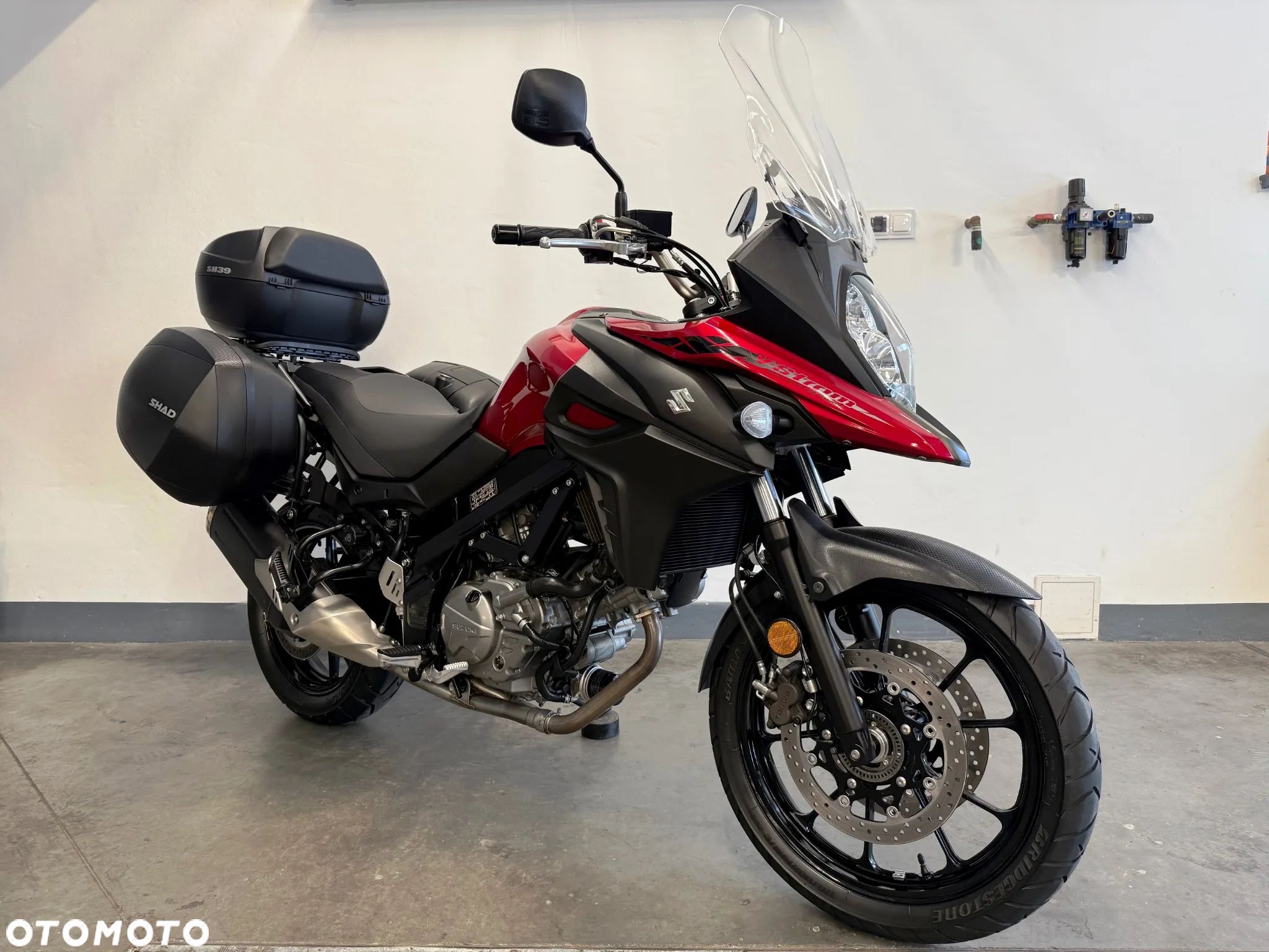 Suzuki V-STROM - 1