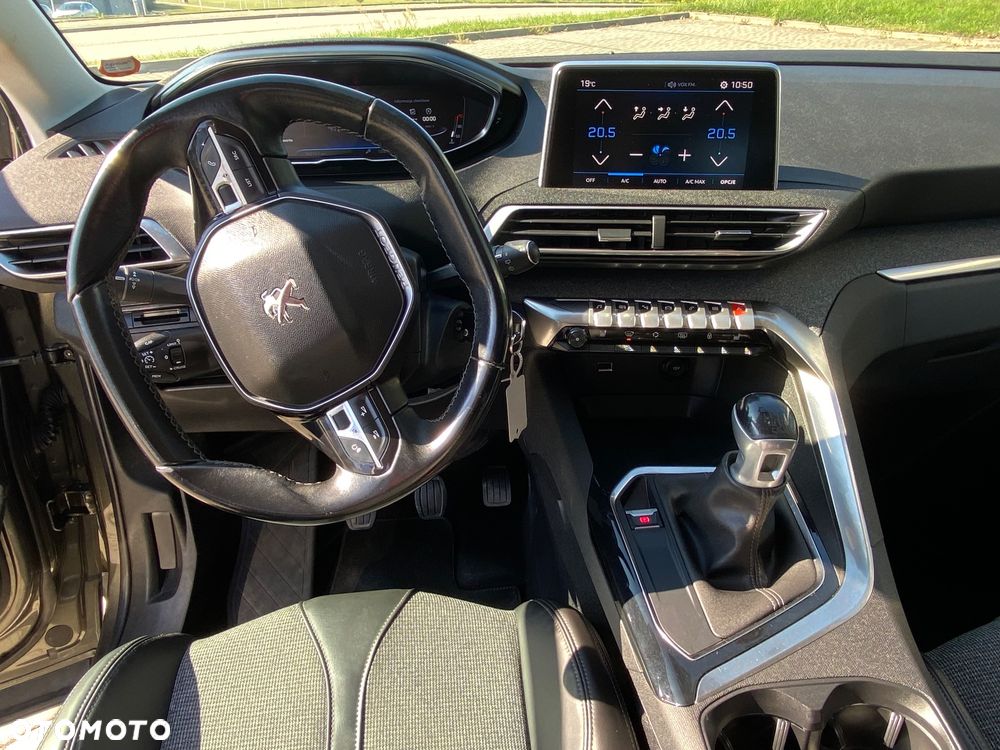 Peugeot 3008 1.5 BlueHDi Allure S&S - 20