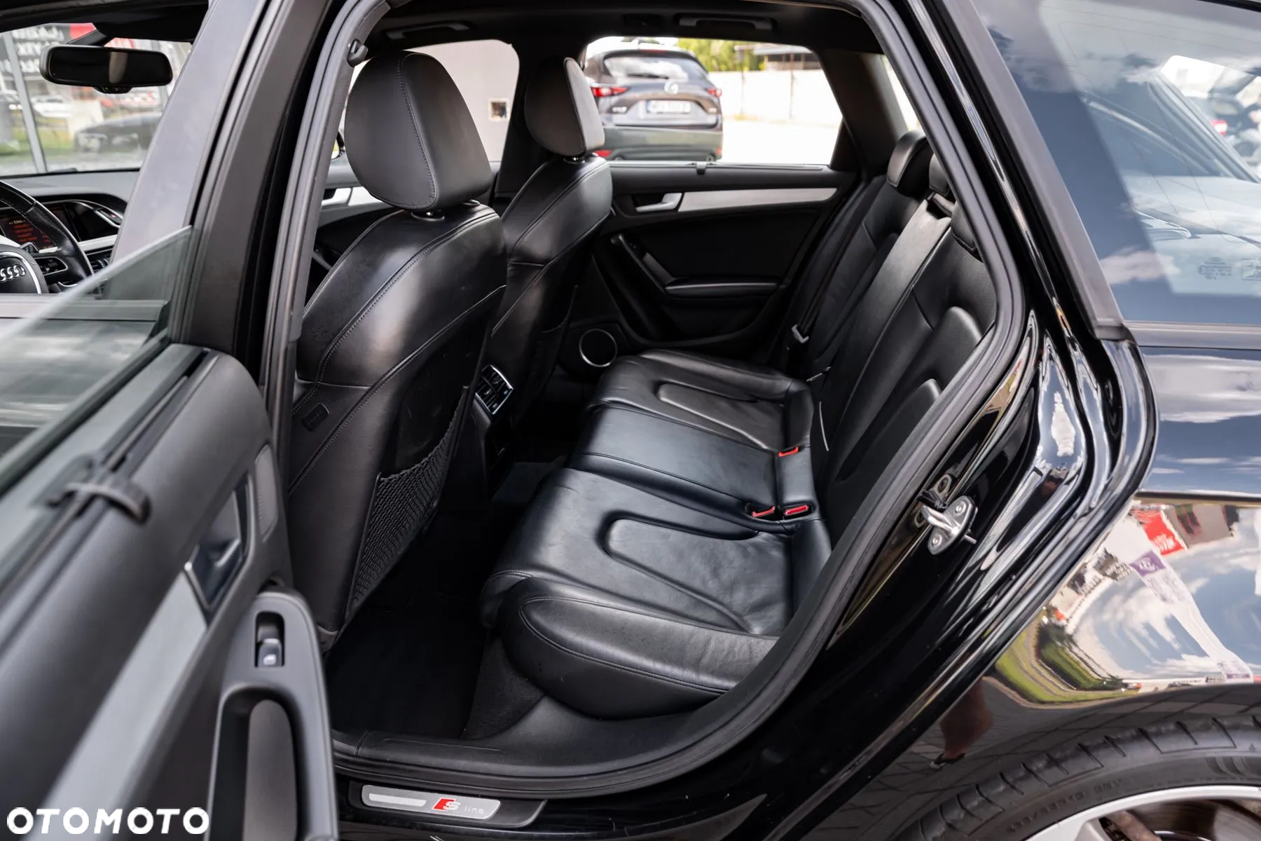 Audi A4 Avant 3.0 TDI DPF clean diesel quattro tiptron S line Sportpaket - 6