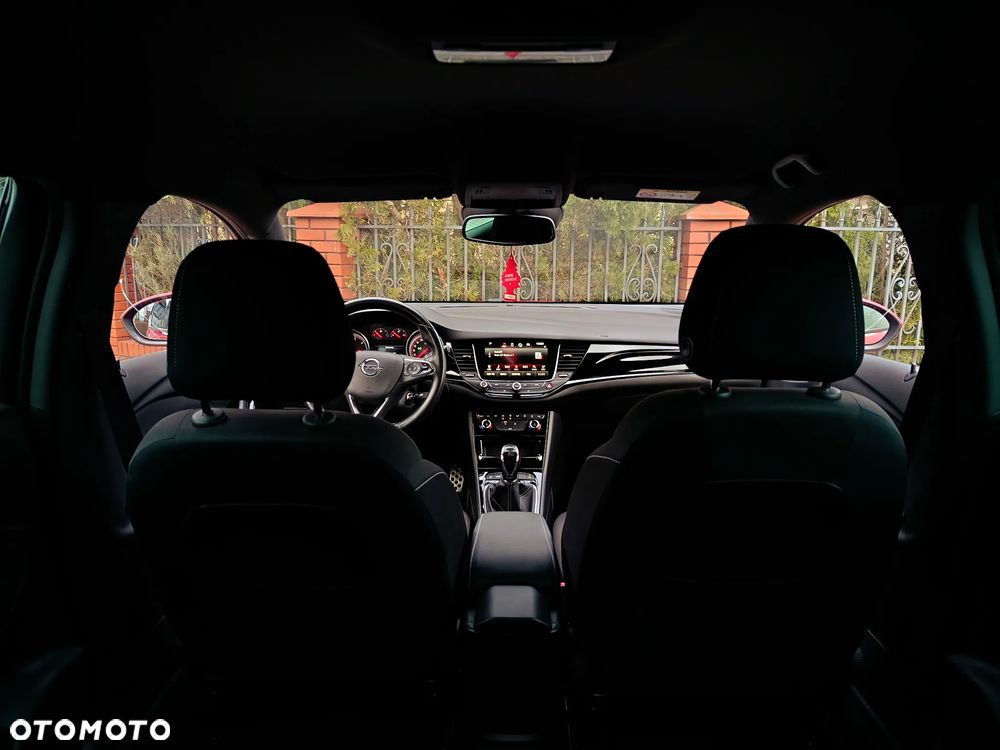 Opel Astra 1.6 D (CDTI) Start/Stop Dynamic - 12