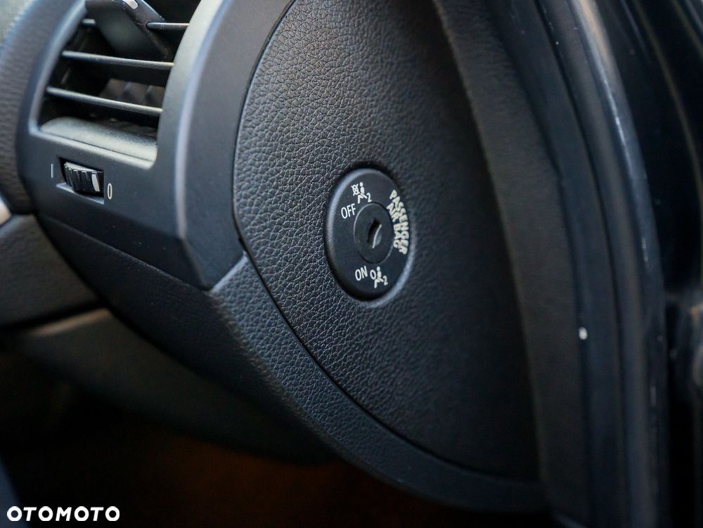 BMW Seria 1 116i - 32