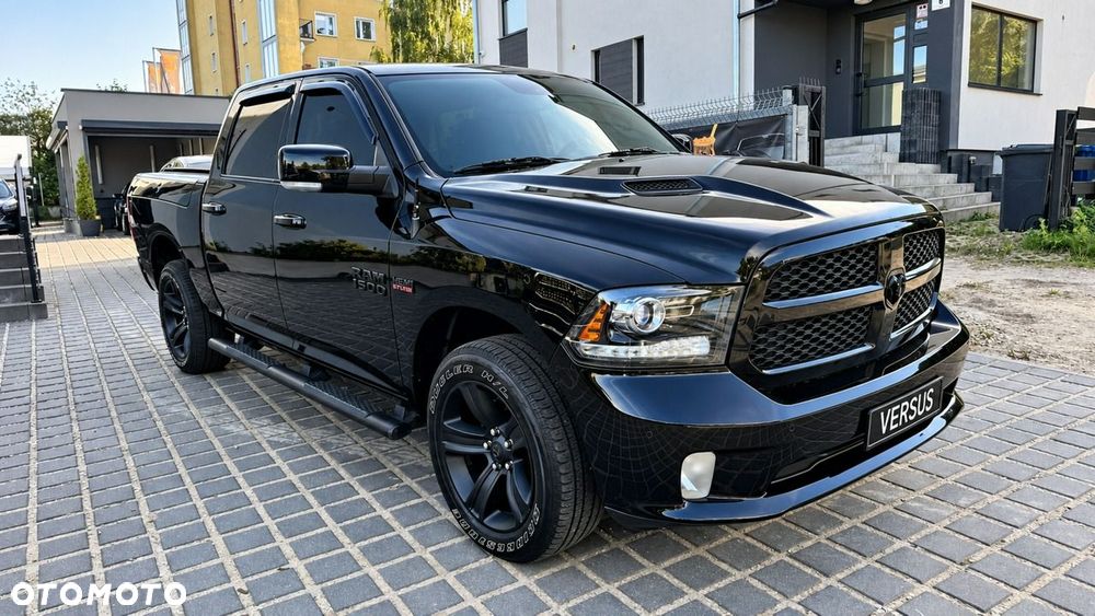 Dodge RAM 5.7 4x4 - 3