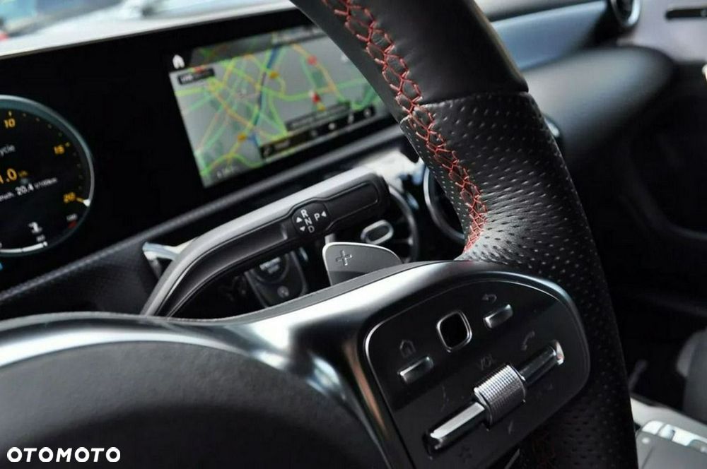Mercedes-Benz CLA 200 7G-DCT AMG Line - 21