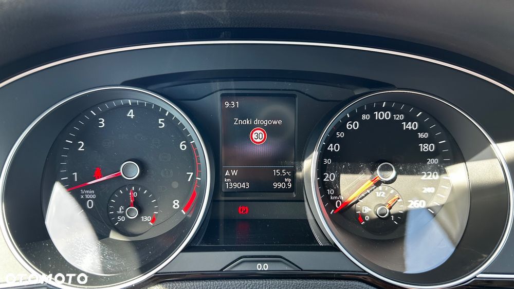 Volkswagen Passat 1.5 TSI EVO Comfortline - 15