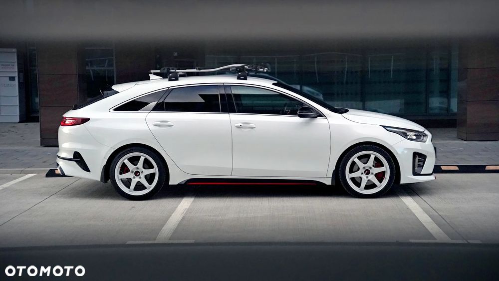 Kia ProCeed - 4