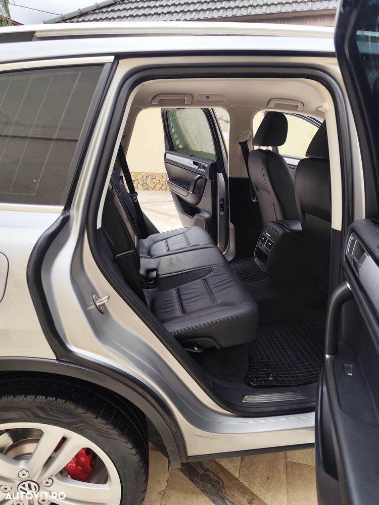 Volkswagen Touareg - 9