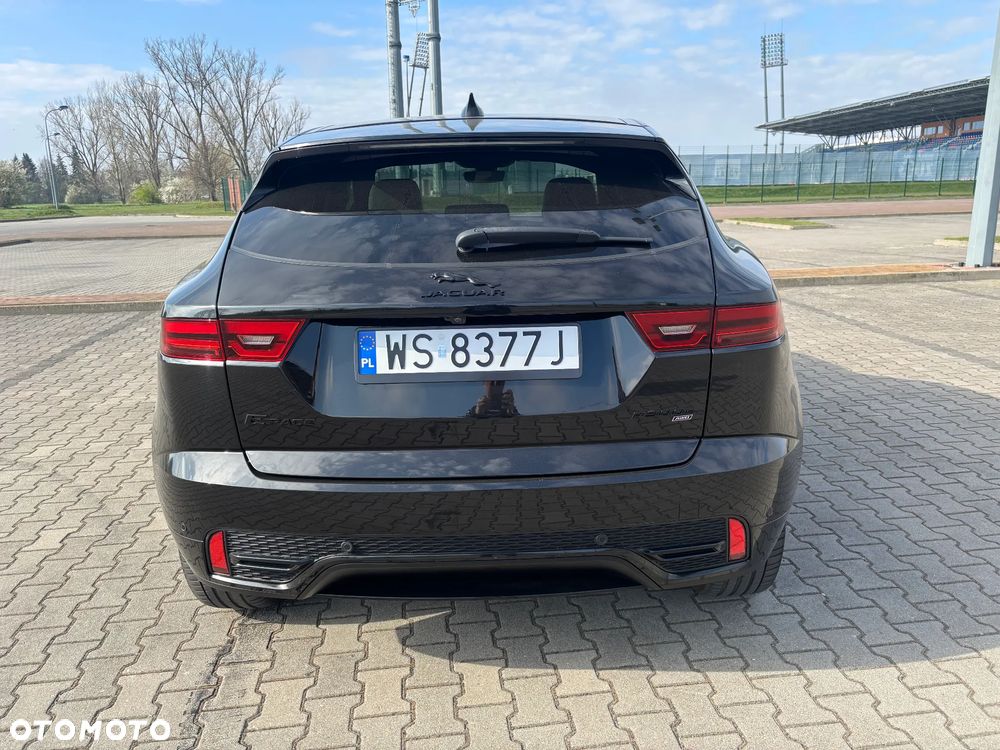 Jaguar E-Pace P300e AWD R-Dynamic S - 6