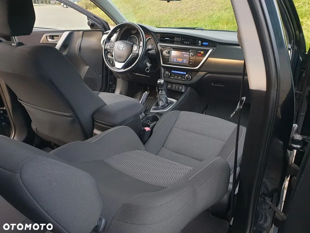 Toyota Auris 1.6 Valvematic START Edition - 21