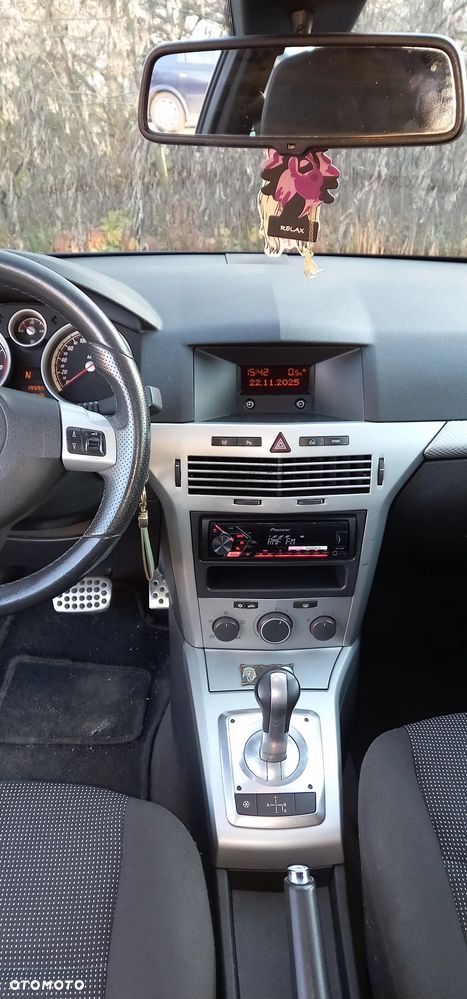 Opel Astra 1.6 Enjoy Easytronic - 13