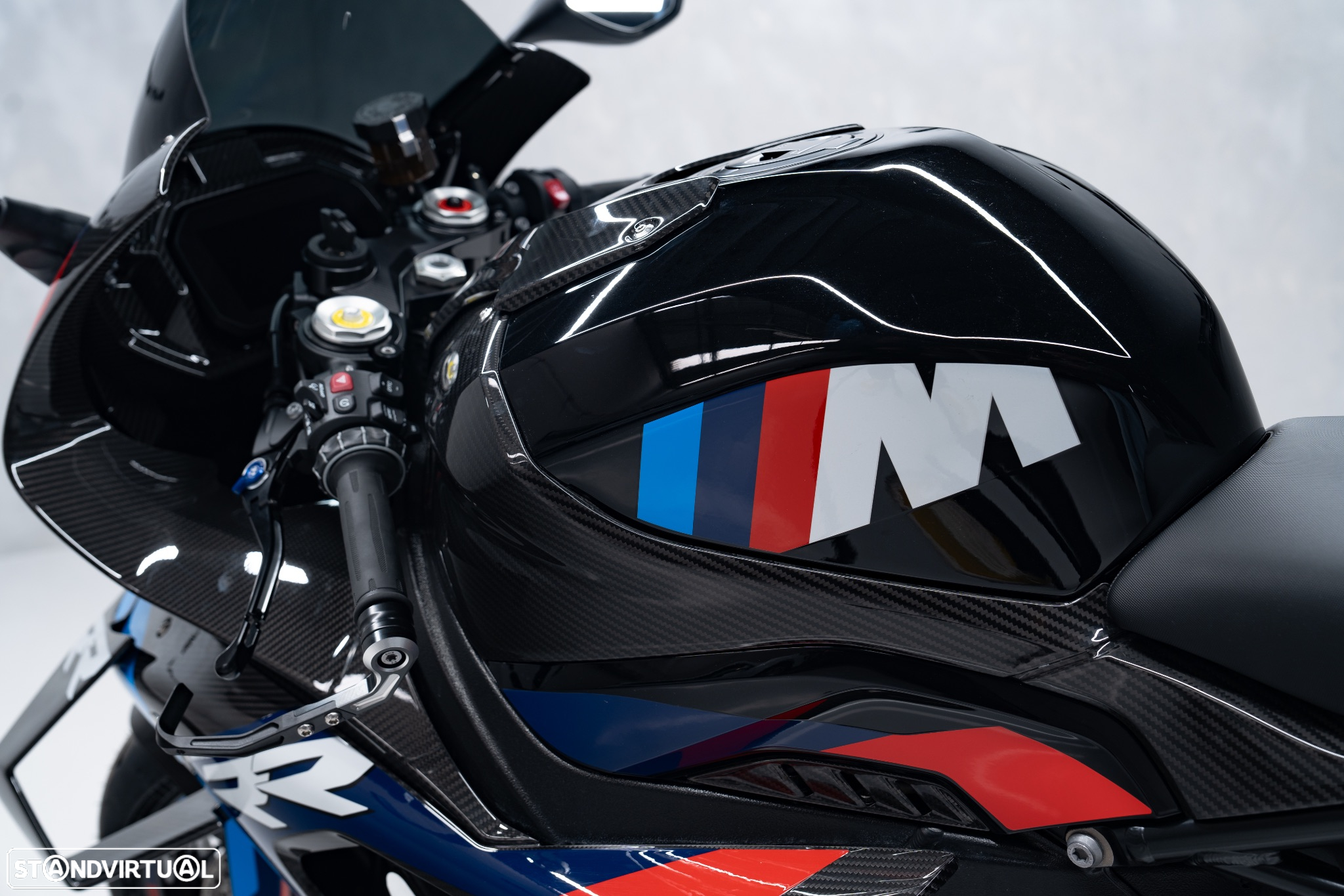 BMW M 1000 RR - 17