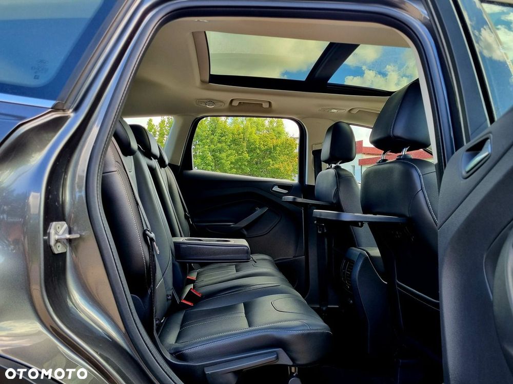 Ford Kuga 1.5 EcoBoost 2x4 Titanium - 12