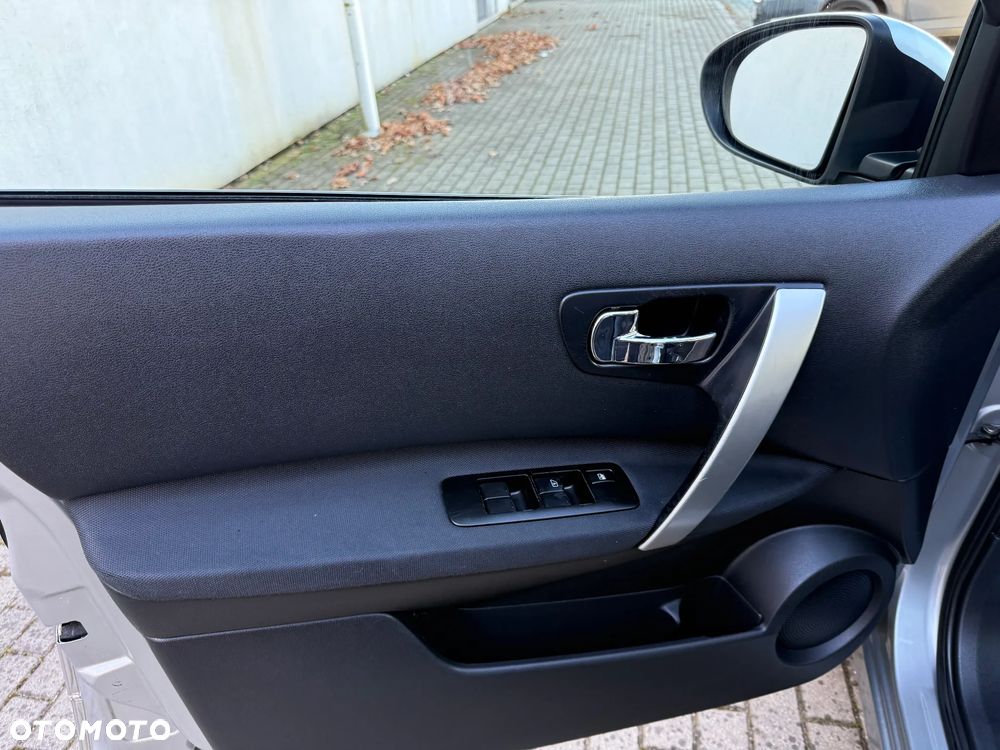 Nissan Qashqai - 30