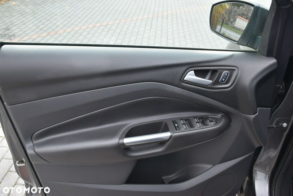 Ford Kuga 2.0 TDCi 4WD Titanium - 31