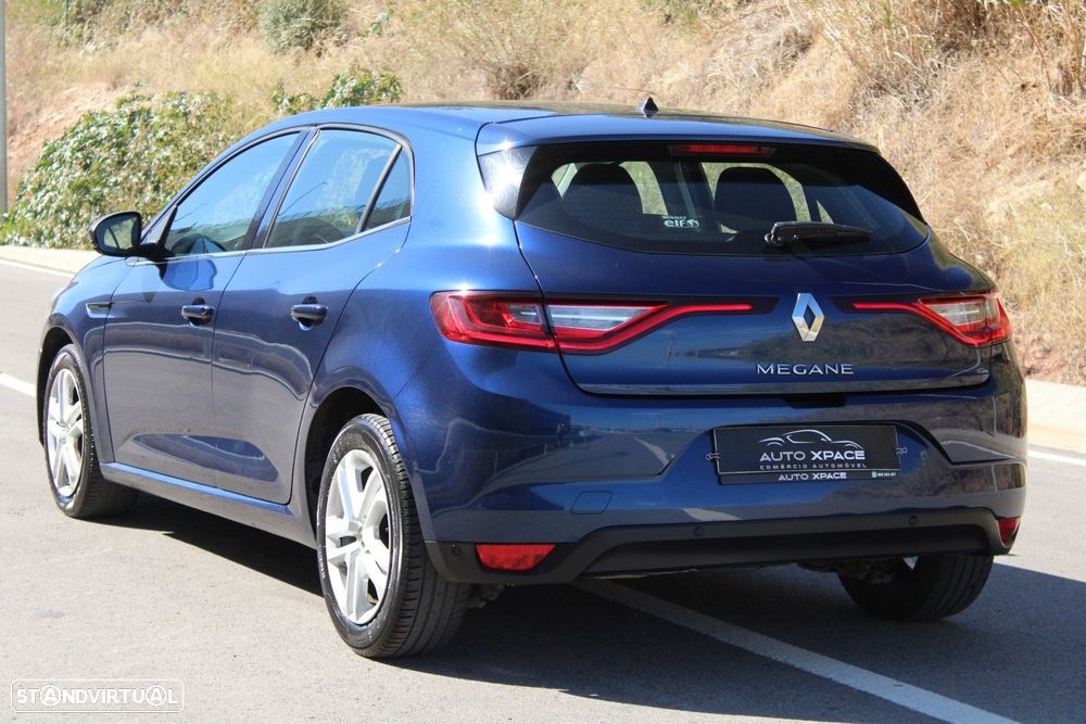 Renault Mégane 1.5 Blue dCi Zen - 9
