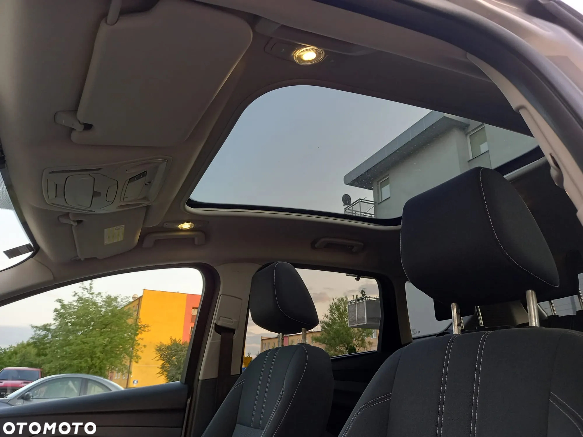 Ford C-MAX 2.0 TDCi Titanium - 20