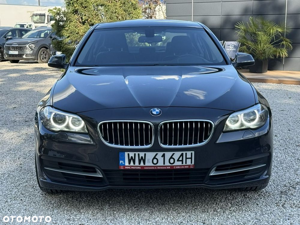 BMW Seria 5 528i Sport-Aut - 8