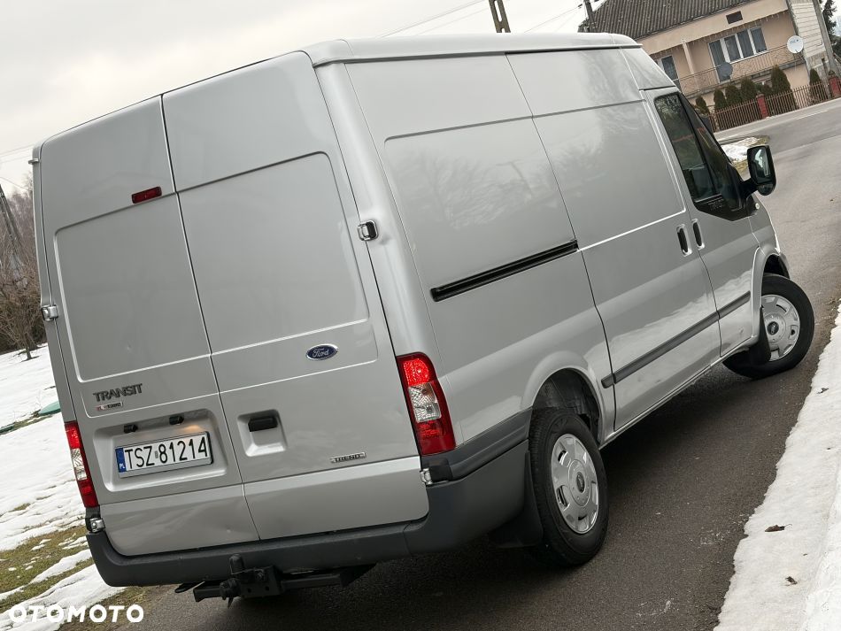 Ford Transit - 32