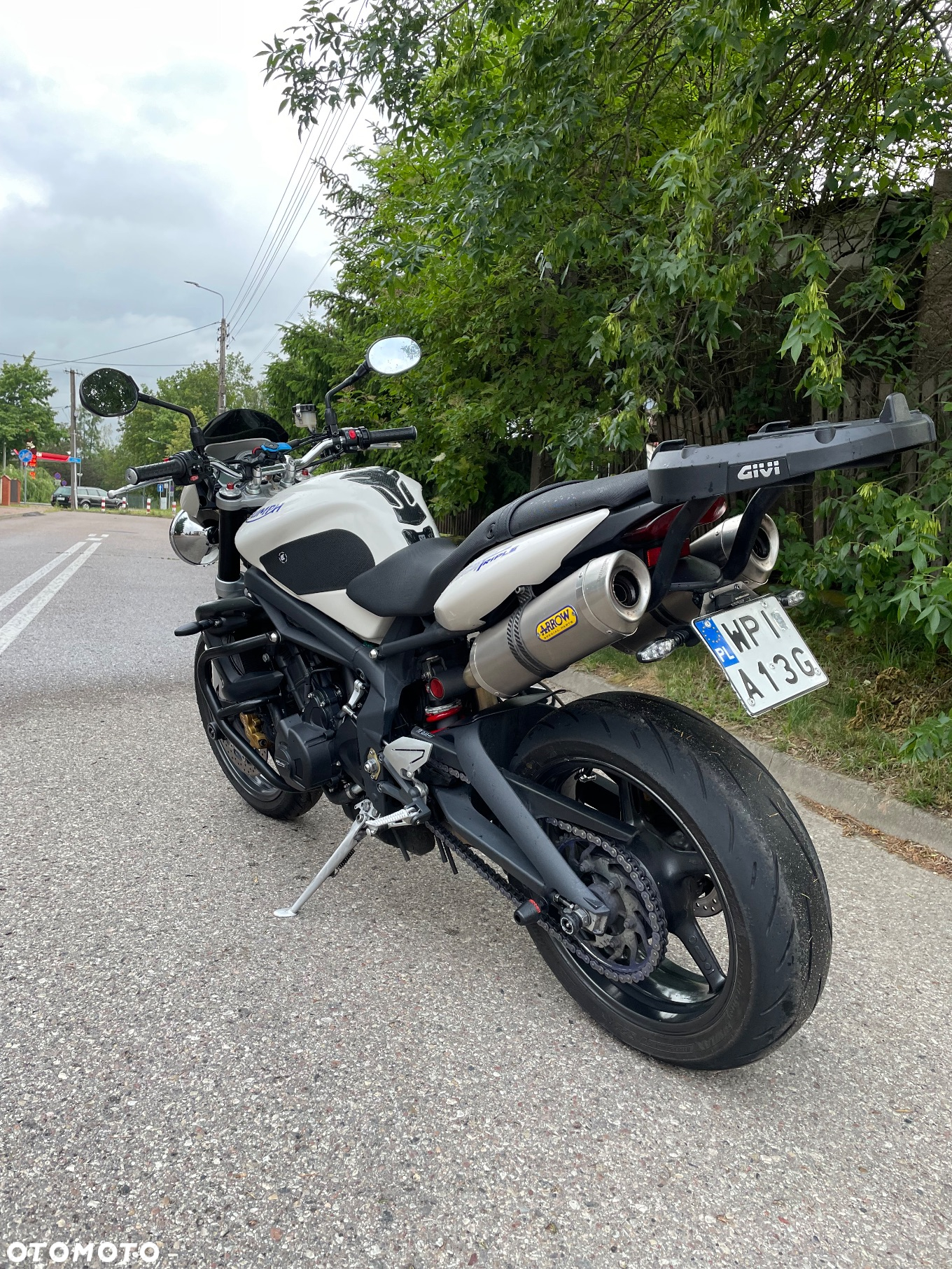 Triumph Street Triple - 6