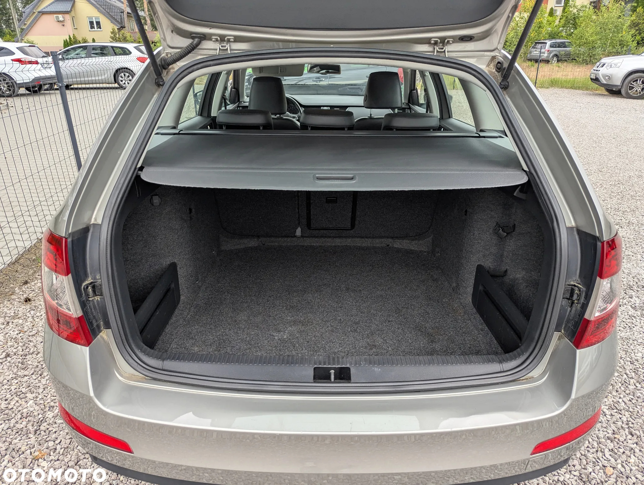 Skoda Octavia 1.8 TSI Elegance DSG - 14