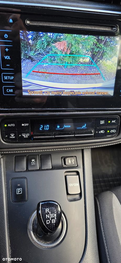 Toyota Auris Hybrid 135 Dynamic - 11