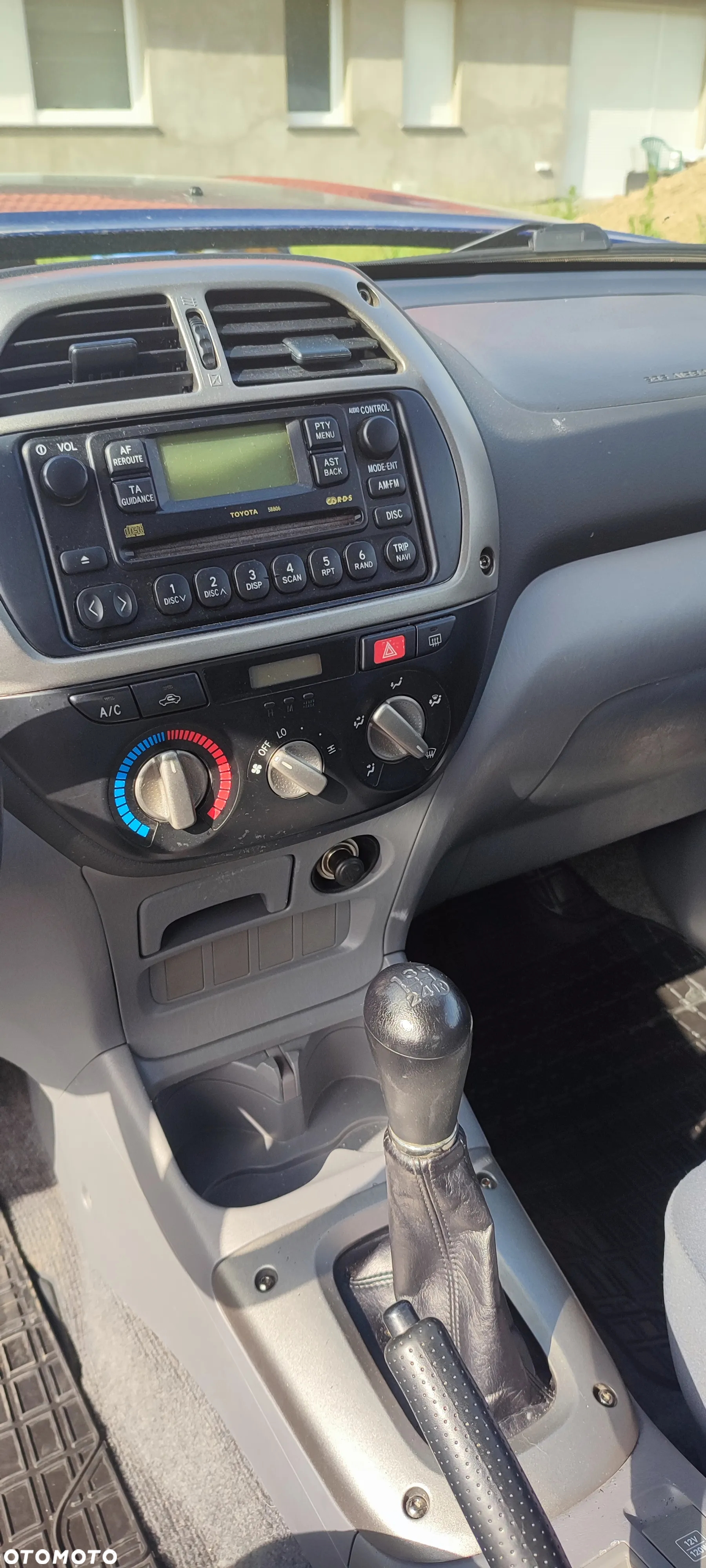 Toyota RAV4 4x4 Edition - 12
