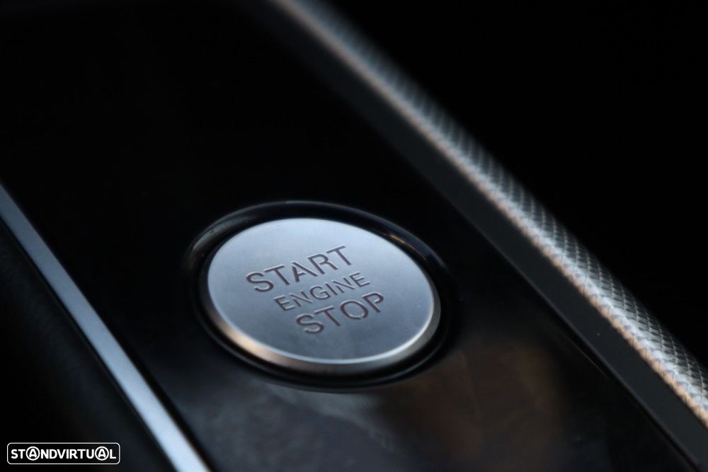 Audi A6 Allroad 3.0 TDi quattro S tronic - 42