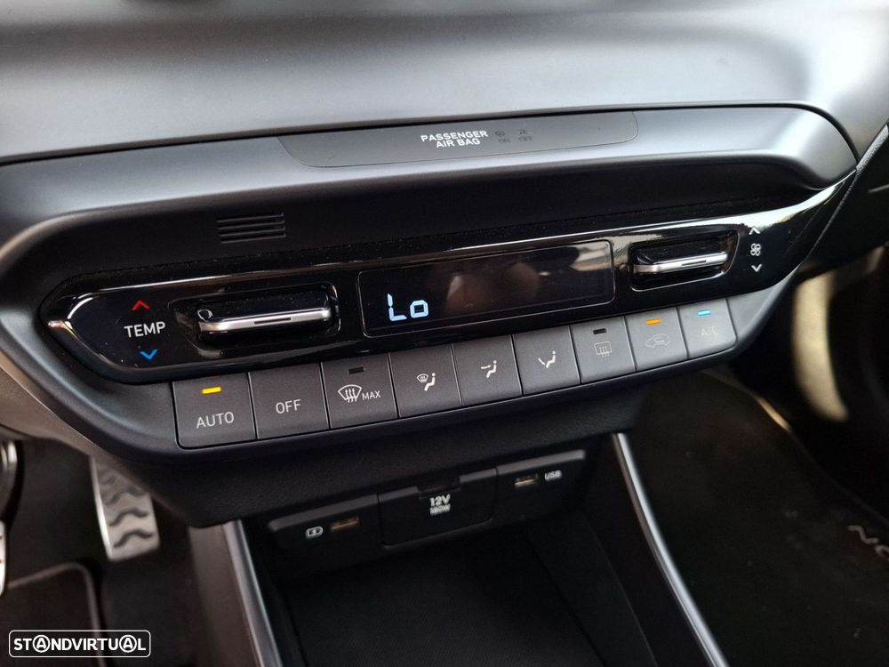 Hyundai Bayon 1.0 T-GDI Premium TT - 18