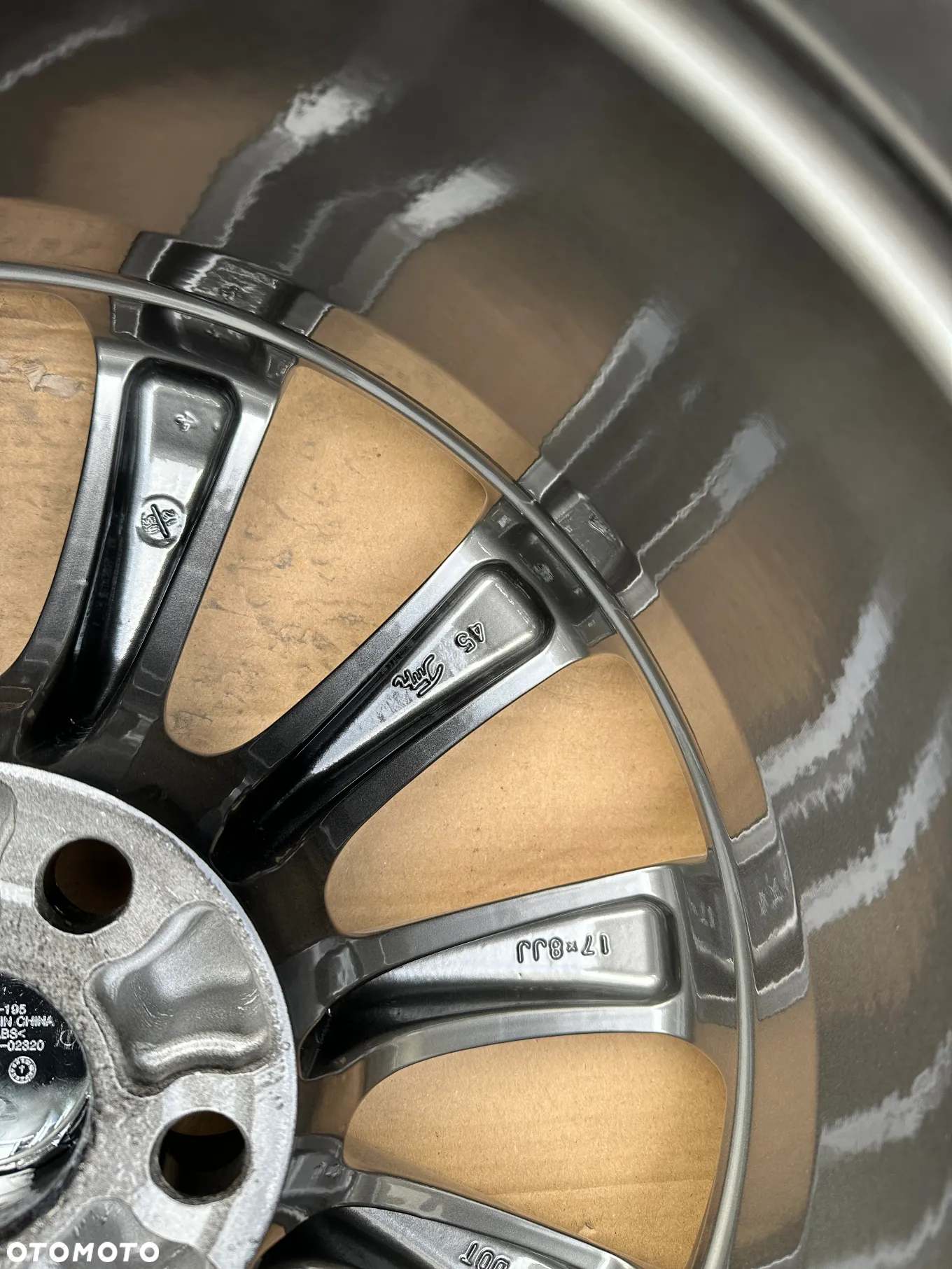 FELGI ALUMINIOWE Lexus Toyota r17 kola alufelgi 5x114.3 GRAFIT ET45 8JX17H2 - 8
