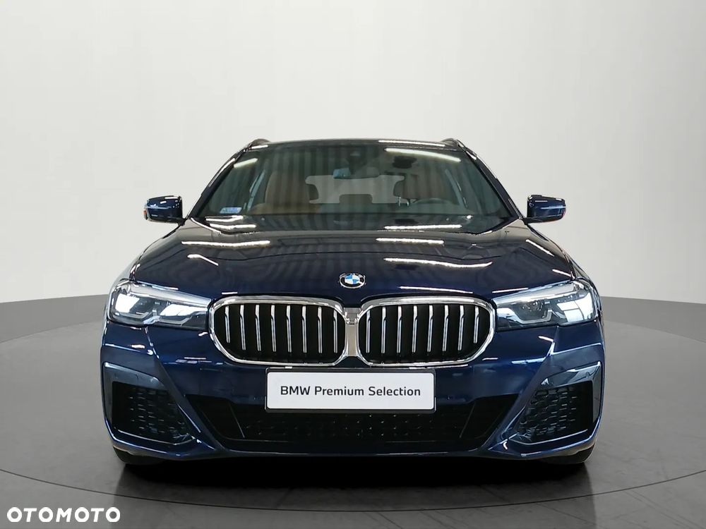 BMW Seria 5 530i xDrive mHEV M Sport sport - 8