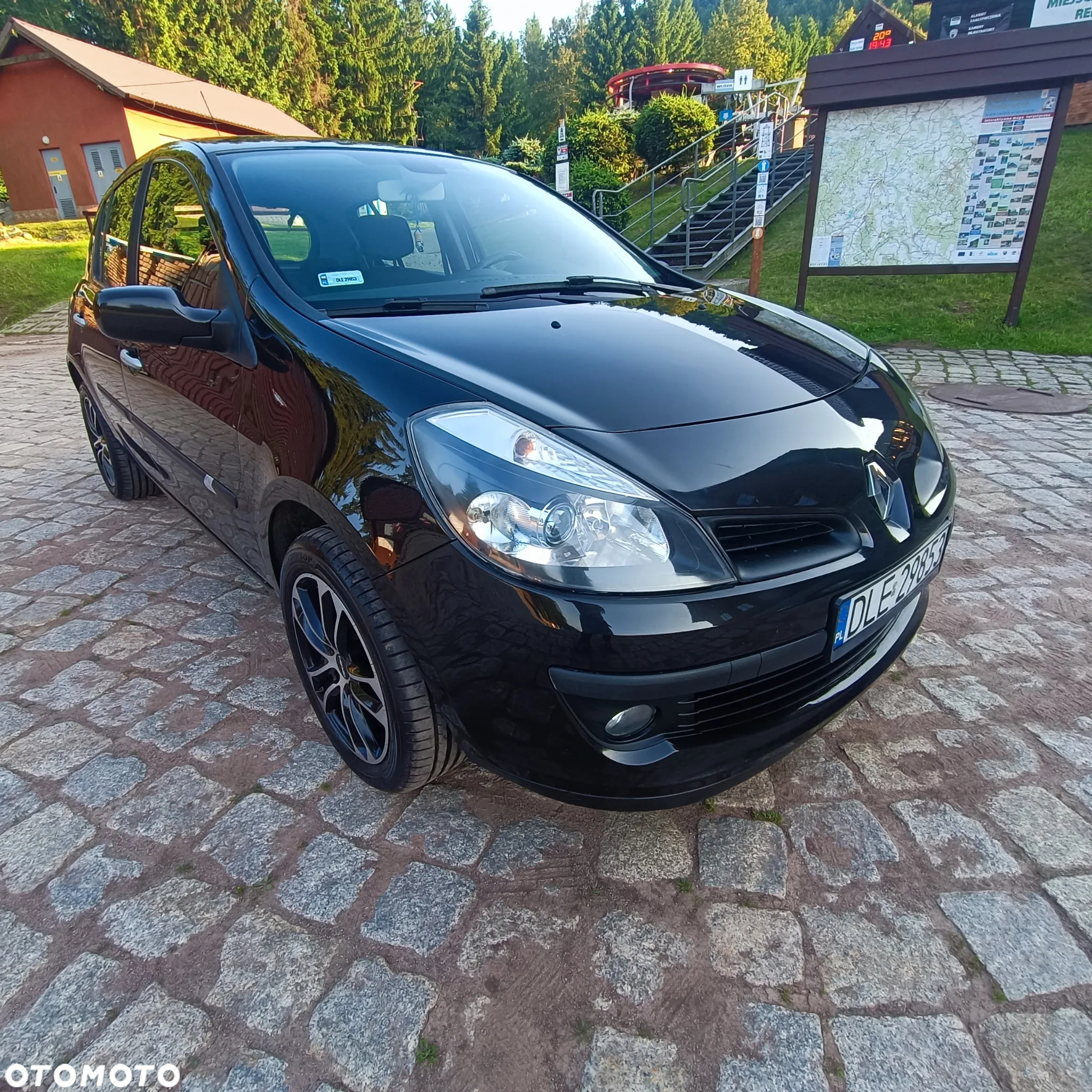 Renault Clio 1.6 16V Exception - 18