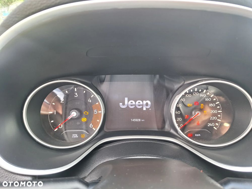 Jeep Compass - 13