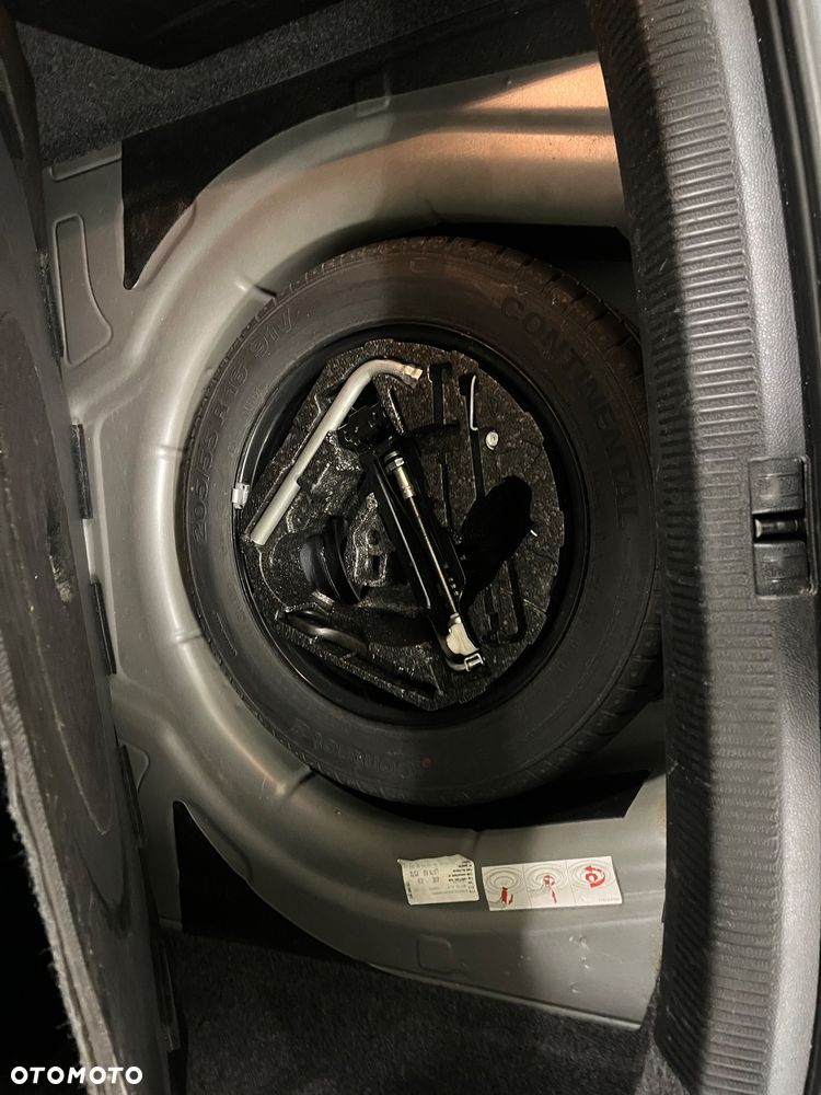 Volkswagen Jetta 1.9 TDI DPF Comfortline - 20