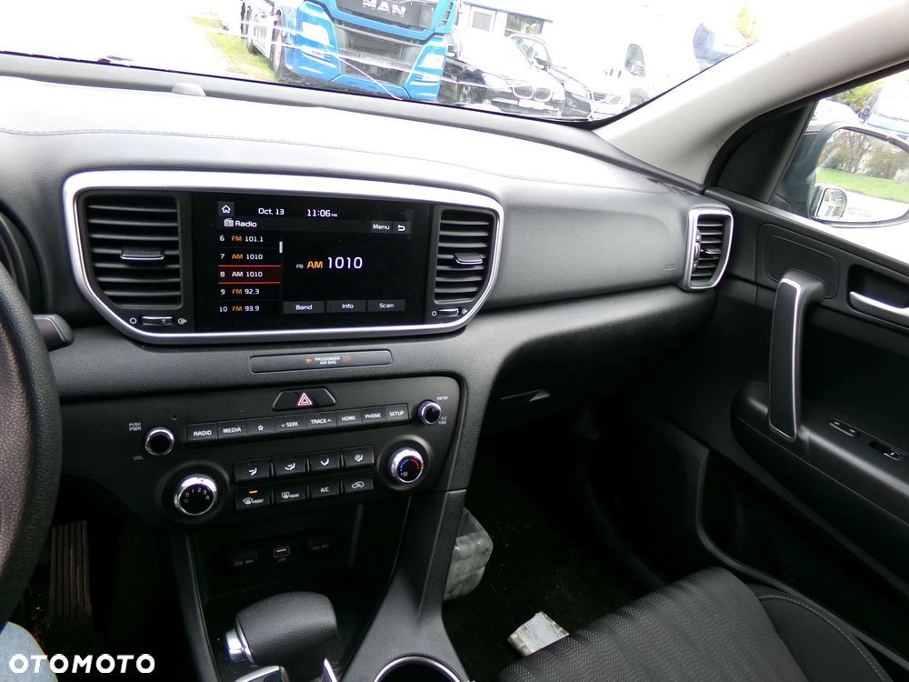 Kia Sportage - 11