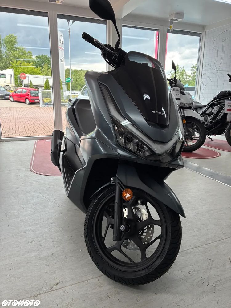 Honda PCX - 1
