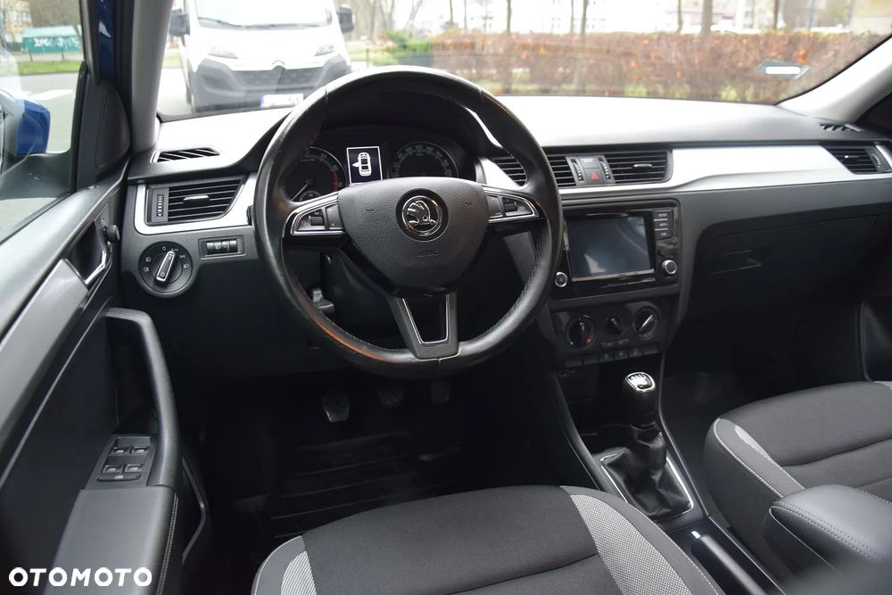 Skoda RAPID 1.0 TSI Style - 12