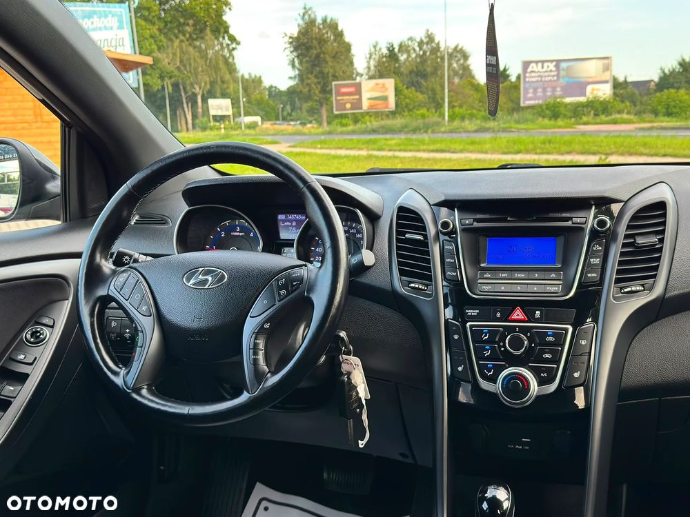 Hyundai i30 blue Kombi 1.6 CRDi DCT Passion - 18