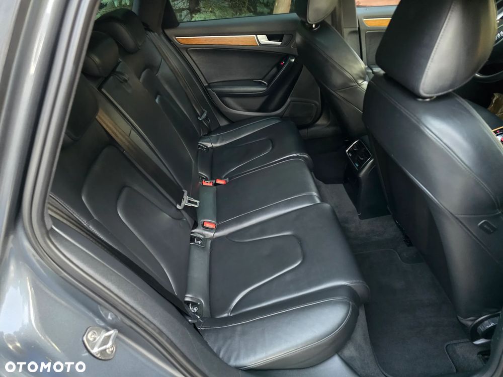 Audi A4 Allroad 2.0 TDI Quattro S tronic - 28